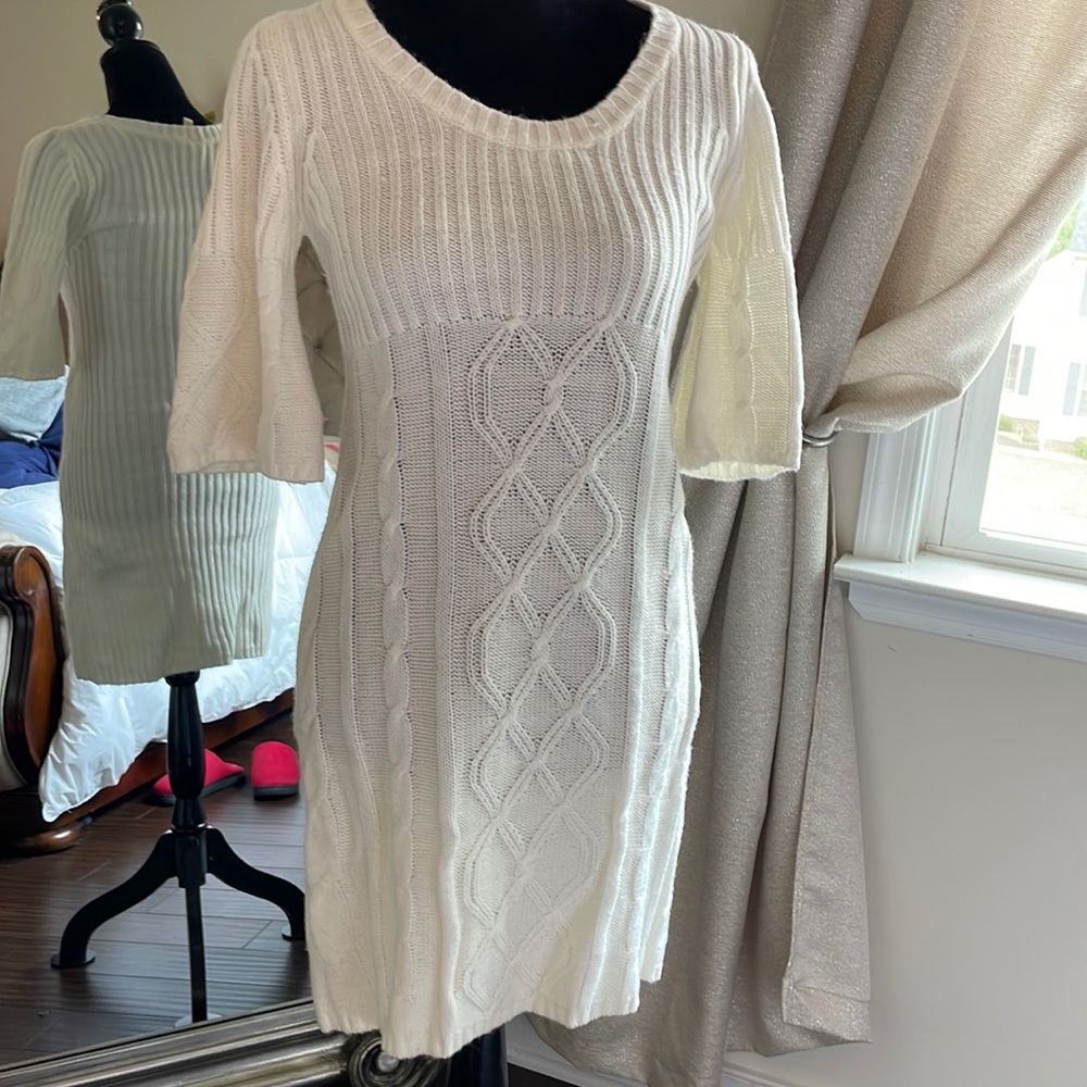 Off white sweeter dress